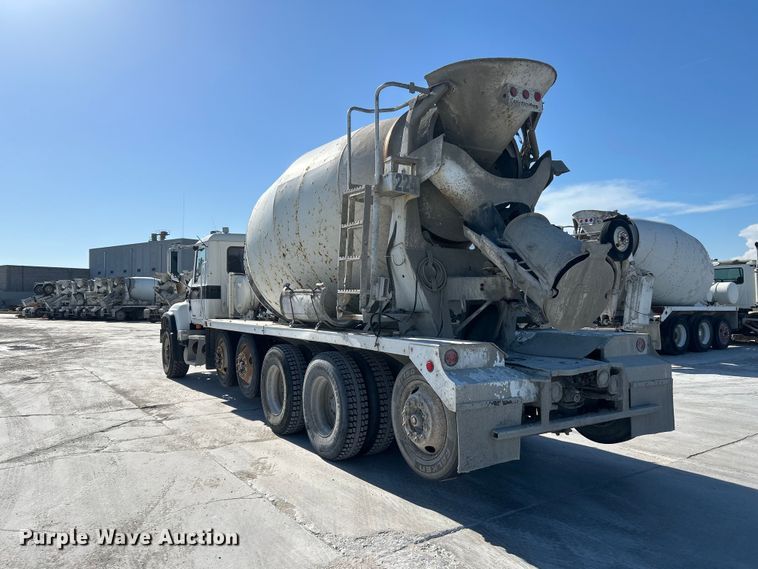 image for item DN6643 2006 Mack Granite CV713 ready mix truck