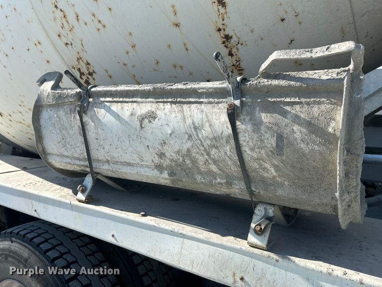 image for item DN6643 2006 Mack Granite CV713 ready mix truck
