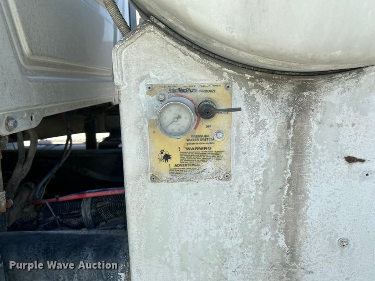 image for item DN6643 2006 Mack Granite CV713 ready mix truck