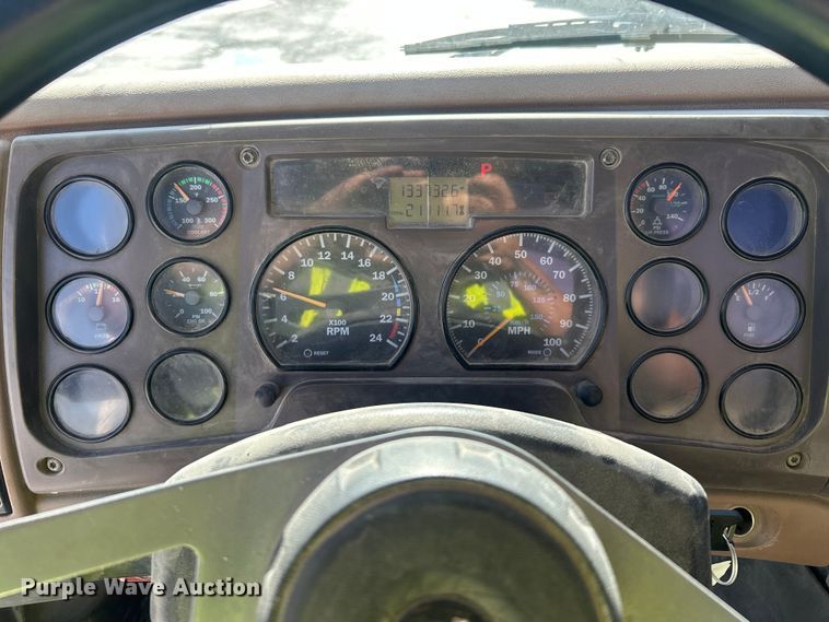 image for item DN6643 2006 Mack Granite CV713 ready mix truck