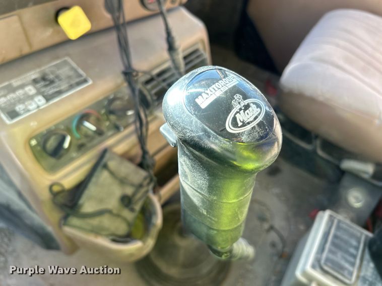 image for item DN6643 2006 Mack Granite CV713 ready mix truck