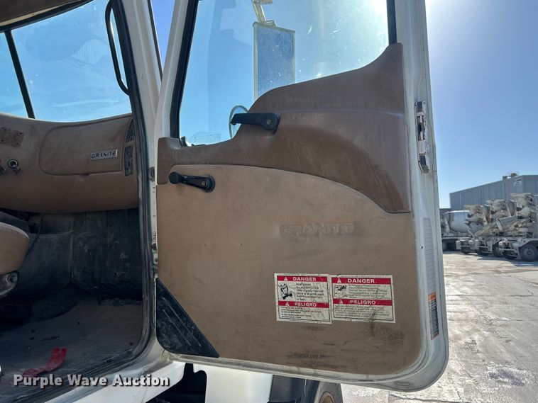 image for item DN6643 2006 Mack Granite CV713 ready mix truck