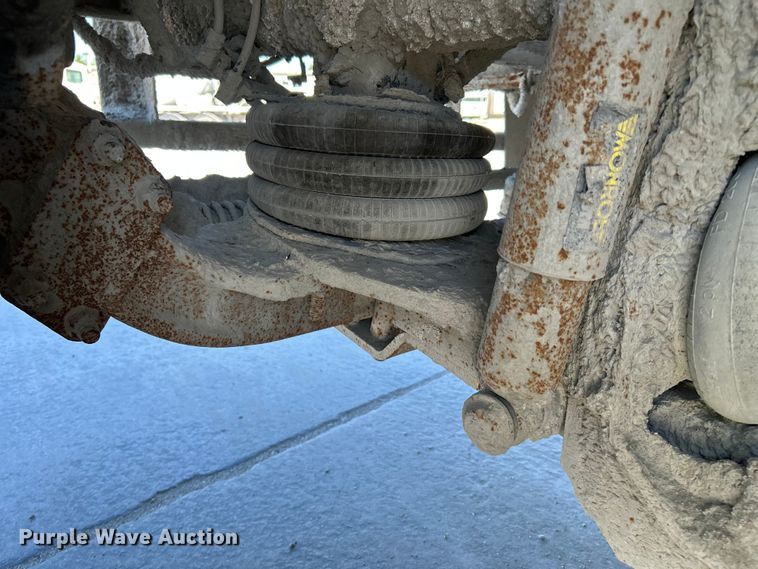 image for item DN6643 2006 Mack Granite CV713 ready mix truck