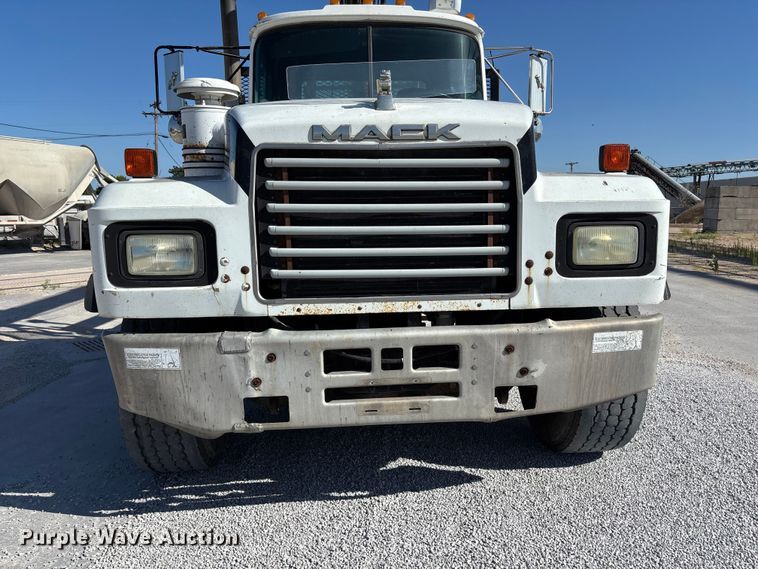image for item DN6644 2000 Mack RD690S crane truck