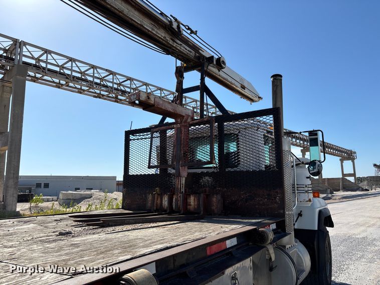 image for item DN6644 2000 Mack RD690S crane truck