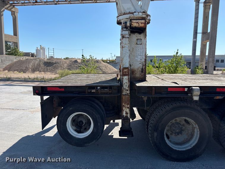 image for item DN6644 2000 Mack RD690S crane truck