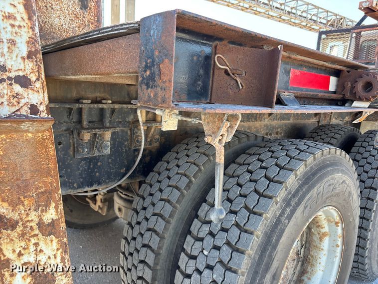 image for item DN6644 2000 Mack RD690S crane truck