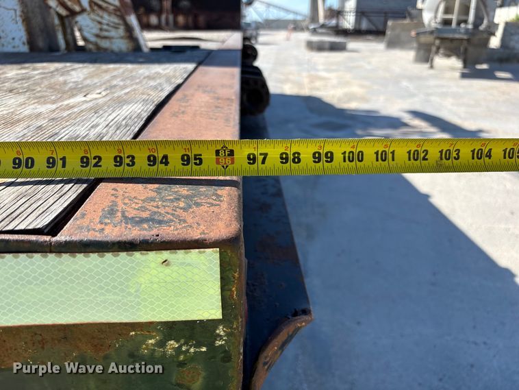 image for item DN6644 2000 Mack RD690S crane truck