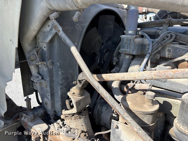 image for item DN6644 2000 Mack RD690S crane truck