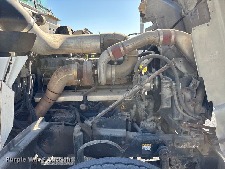 image for item DN6644 2000 Mack RD690S crane truck