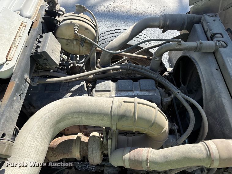 image for item DN6644 2000 Mack RD690S crane truck