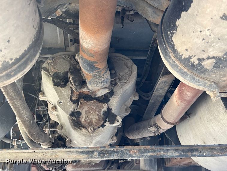 image for item DN6644 2000 Mack RD690S crane truck