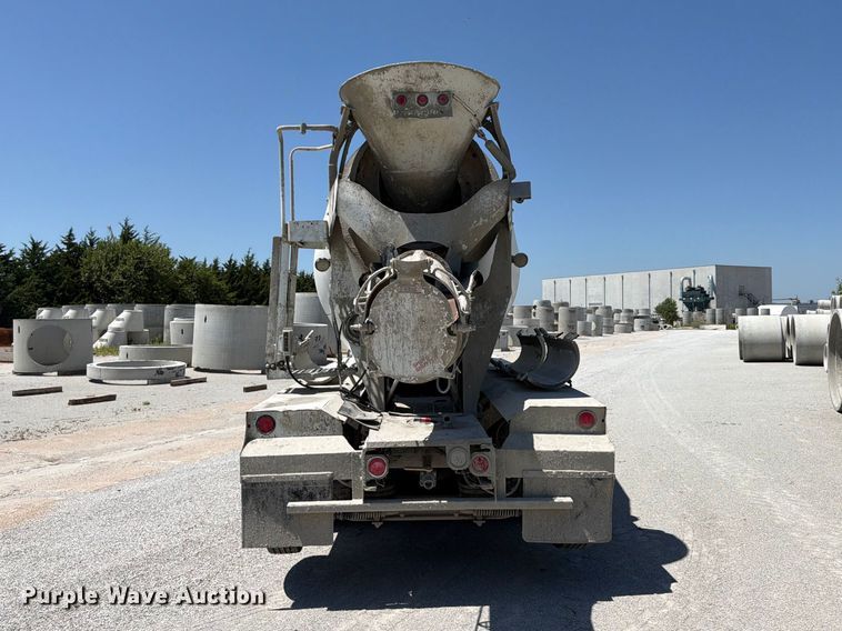 image for item DN6645 2006 Mack Granite CV713 ready mix truck