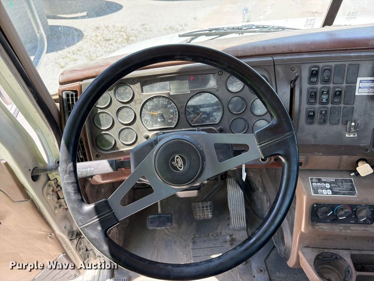 image for item DN6645 2006 Mack Granite CV713 ready mix truck
