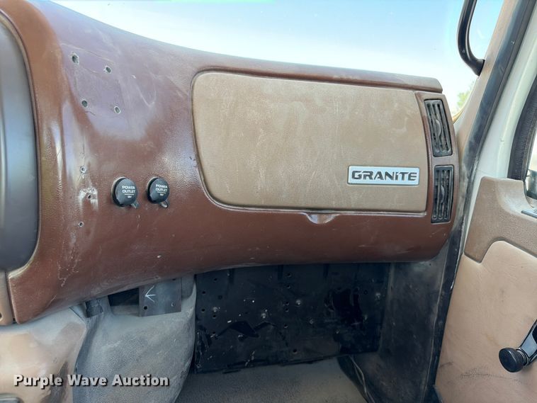 image for item DN6645 2006 Mack Granite CV713 ready mix truck