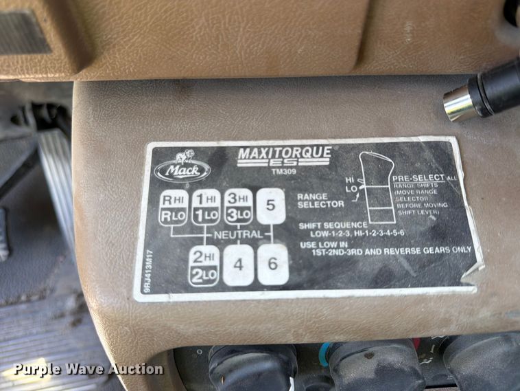 image for item DN6645 2006 Mack Granite CV713 ready mix truck