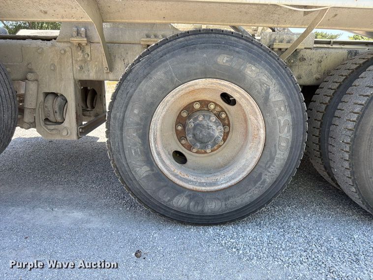image for item DN6645 2006 Mack Granite CV713 ready mix truck