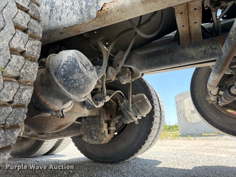 image for item DN6645 2006 Mack Granite CV713 ready mix truck