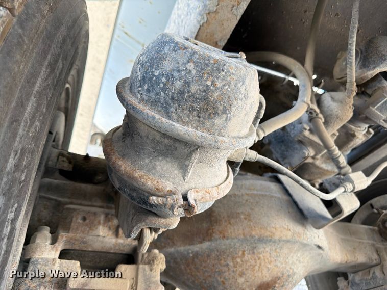 image for item DN6645 2006 Mack Granite CV713 ready mix truck