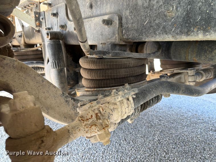 image for item DN6645 2006 Mack Granite CV713 ready mix truck