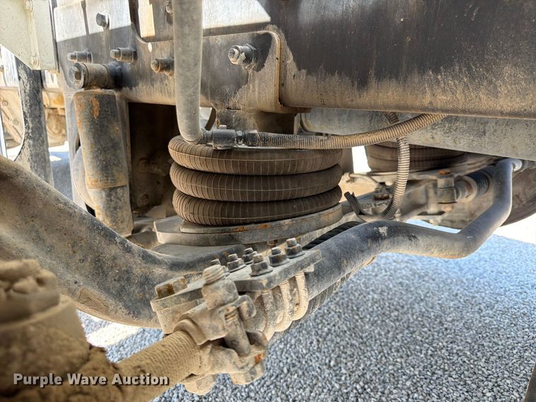image for item DN6645 2006 Mack Granite CV713 ready mix truck
