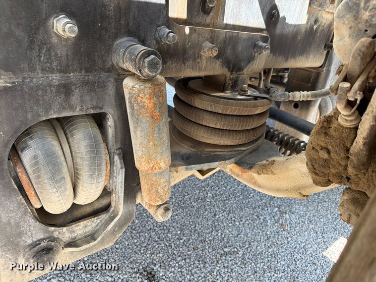 image for item DN6645 2006 Mack Granite CV713 ready mix truck