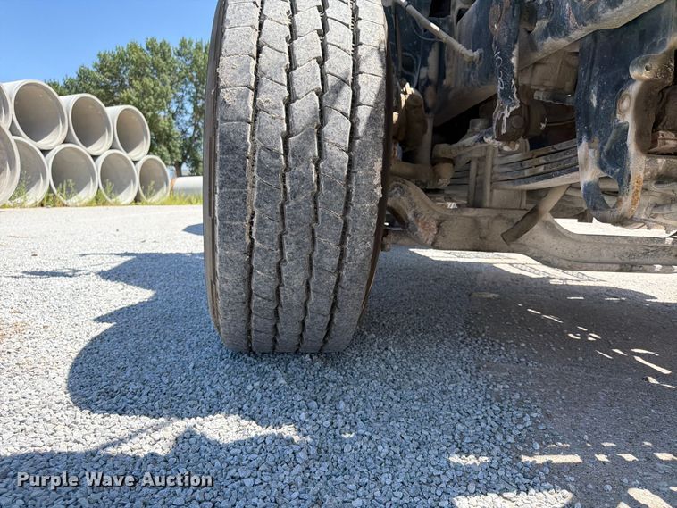 image for item DN6645 2006 Mack Granite CV713 ready mix truck