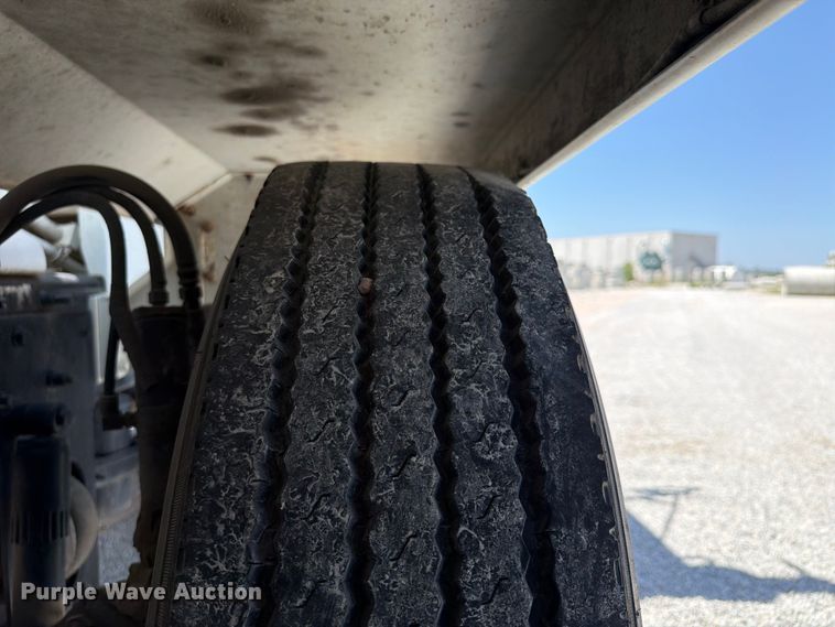 image for item DN6645 2006 Mack Granite CV713 ready mix truck