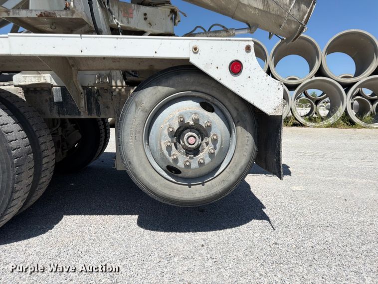 image for item DN6645 2006 Mack Granite CV713 ready mix truck