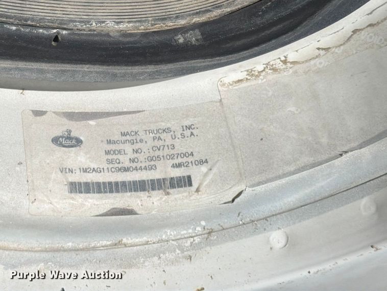 image for item DN6645 2006 Mack Granite CV713 ready mix truck