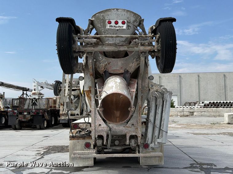 image for item DN6646 2004 Mack CV713 ready mix truck