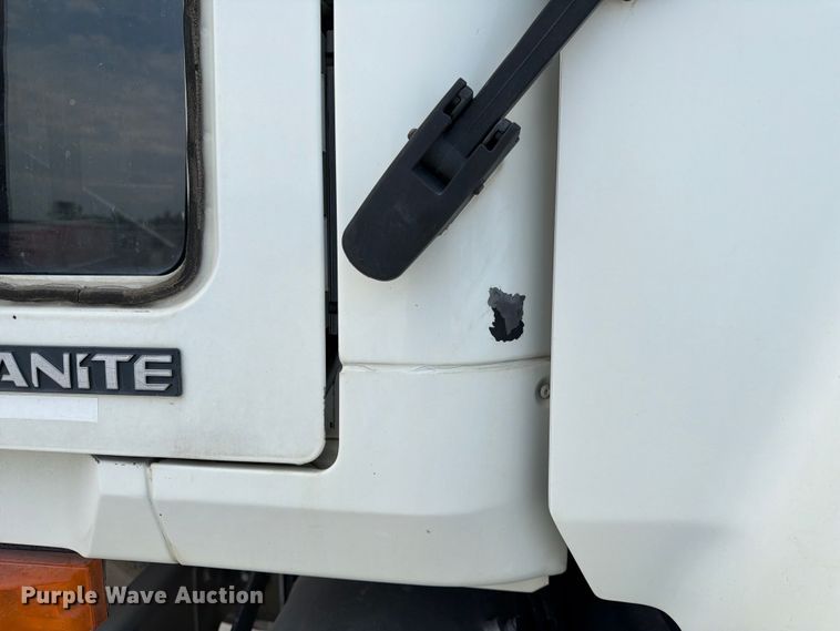 image for item DN6646 2004 Mack CV713 ready mix truck