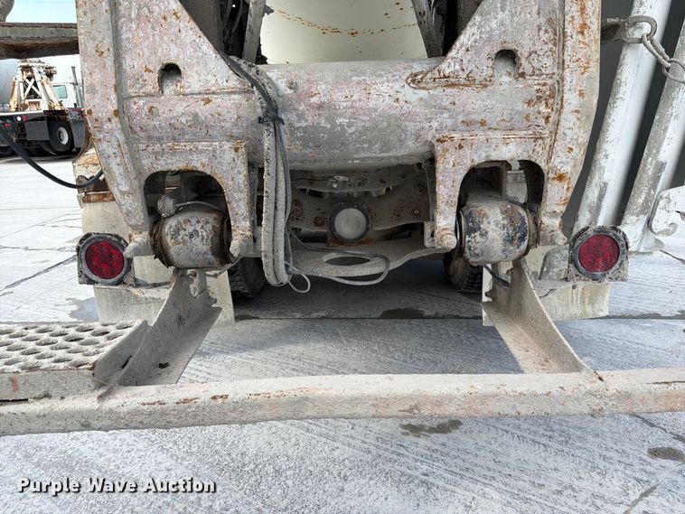 image for item DN6646 2004 Mack CV713 ready mix truck