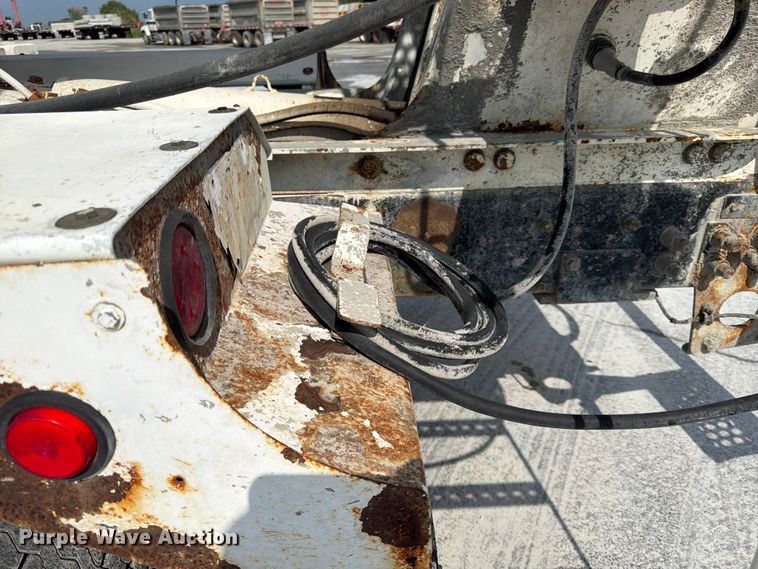 image for item DN6646 2004 Mack CV713 ready mix truck