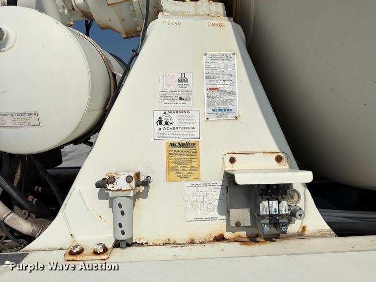 image for item DN6646 2004 Mack CV713 ready mix truck