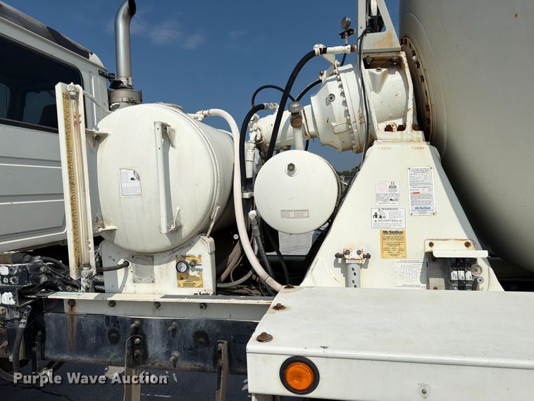 image for item DN6646 2004 Mack CV713 ready mix truck