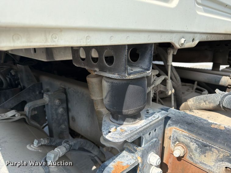 image for item DN6646 2004 Mack CV713 ready mix truck