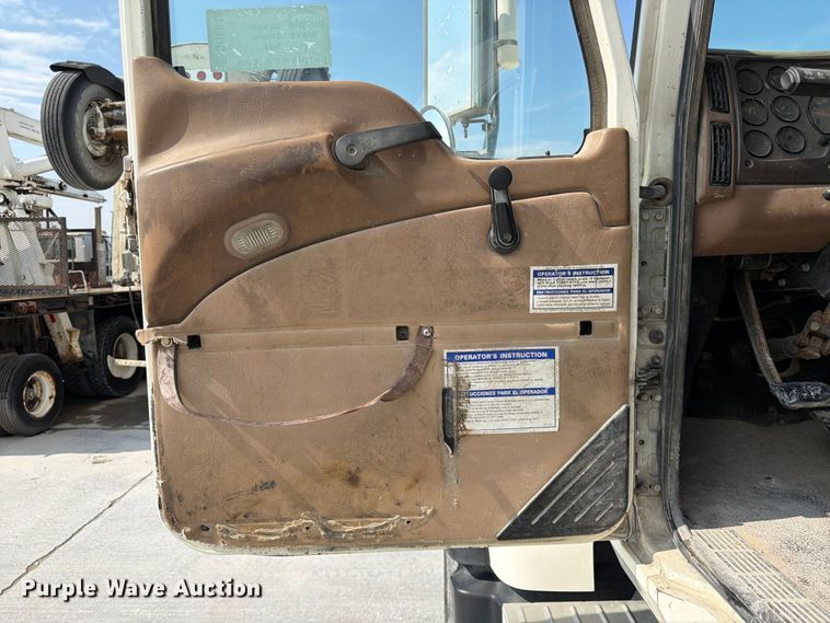 image for item DN6646 2004 Mack CV713 ready mix truck