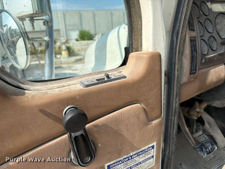 image for item DN6646 2004 Mack CV713 ready mix truck