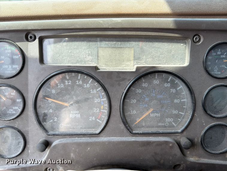 image for item DN6646 2004 Mack CV713 ready mix truck