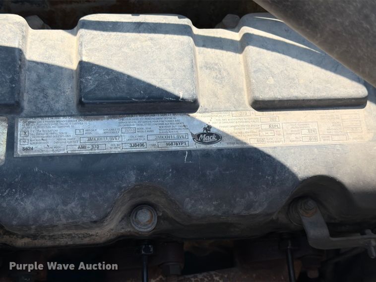image for item DN6646 2004 Mack CV713 ready mix truck