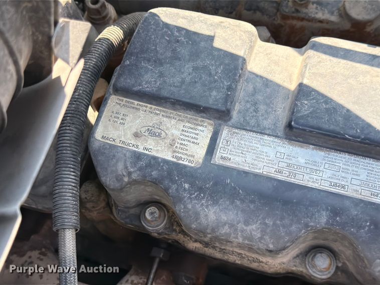 image for item DN6646 2004 Mack CV713 ready mix truck