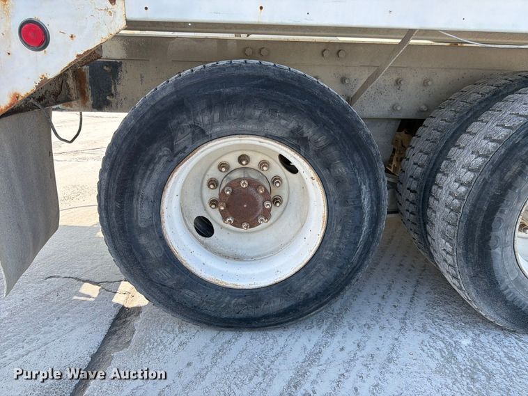 image for item DN6646 2004 Mack CV713 ready mix truck