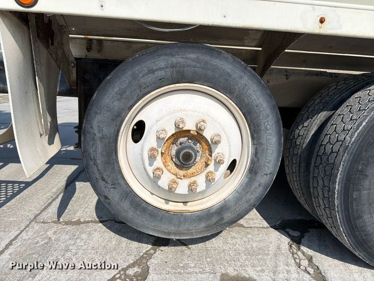 image for item DN6646 2004 Mack CV713 ready mix truck