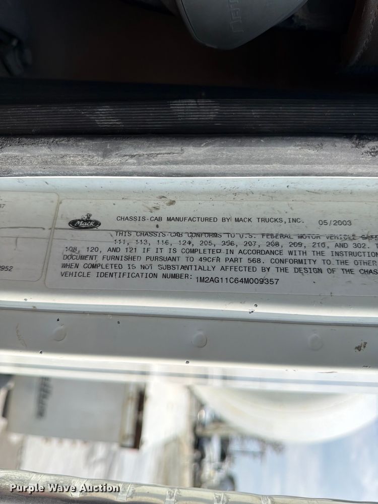 image for item DN6646 2004 Mack CV713 ready mix truck