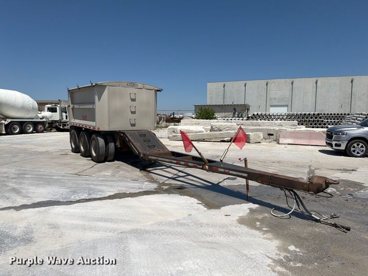image for item DN6647 2013 Cornhusker 800 800R-8212-844 end dump pup trailer