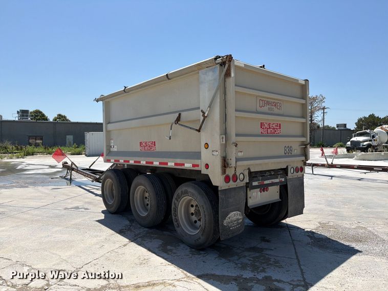 image for item DN6647 2013 Cornhusker 800 800R-8212-844 end dump pup trailer