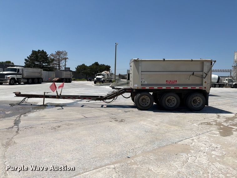 image for item DN6647 2013 Cornhusker 800 800R-8212-844 end dump pup trailer