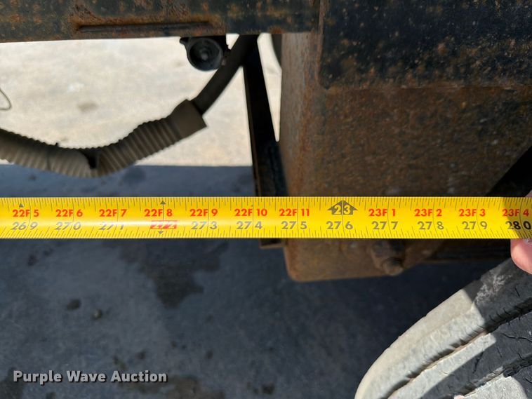 image for item DN6647 2013 Cornhusker 800 800R-8212-844 end dump pup trailer