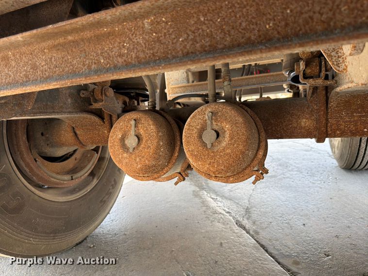 image for item DN6647 2013 Cornhusker 800 800R-8212-844 end dump pup trailer